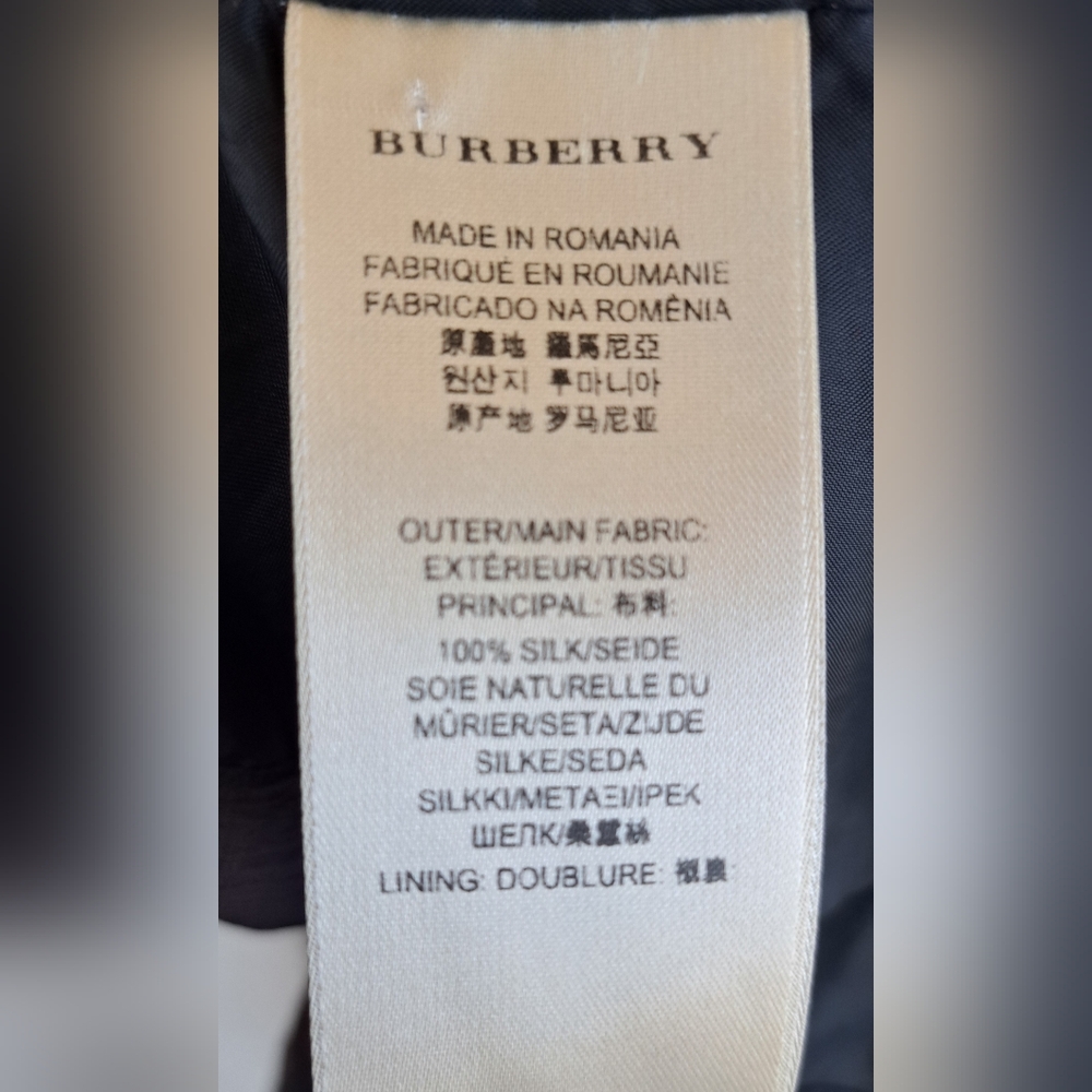 Burberry Black and Red Women's Blouse - Picture 8 of 9